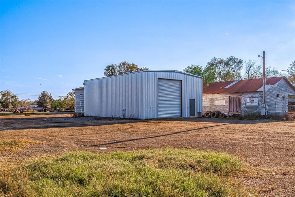 100 Mulcahy Cr 264 Street, Damon, Texas image 17