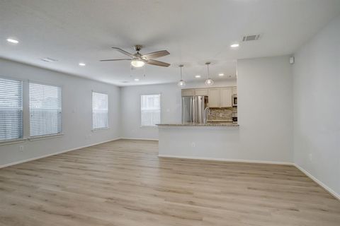 Townhouse in Houston TX 1304 Robin Street.jpg