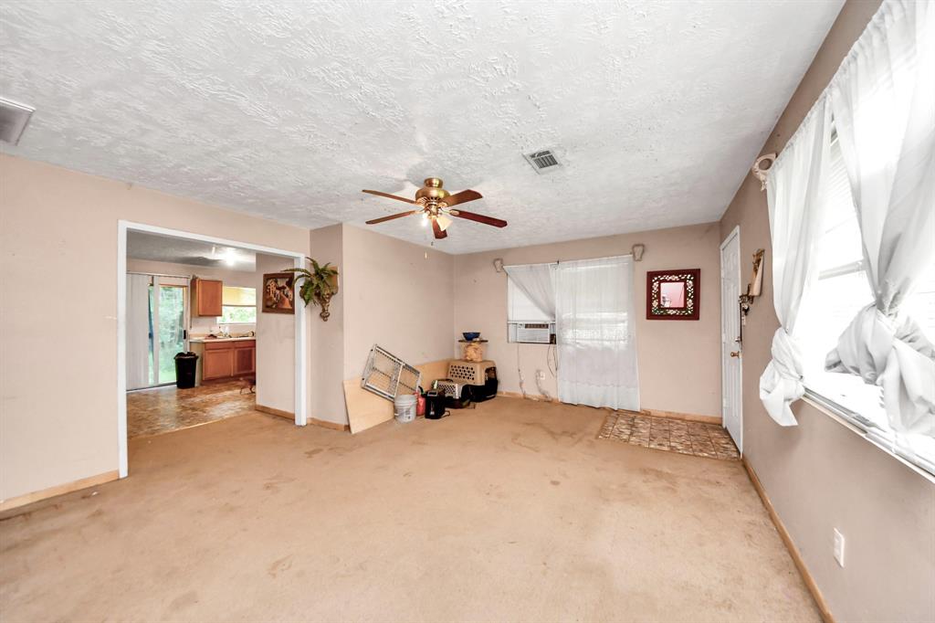 135 & 137 County 3431 Road, Cleveland, Texas image 5