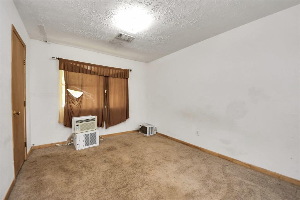135 & 137 County 3431 Road, Cleveland, Texas image 15