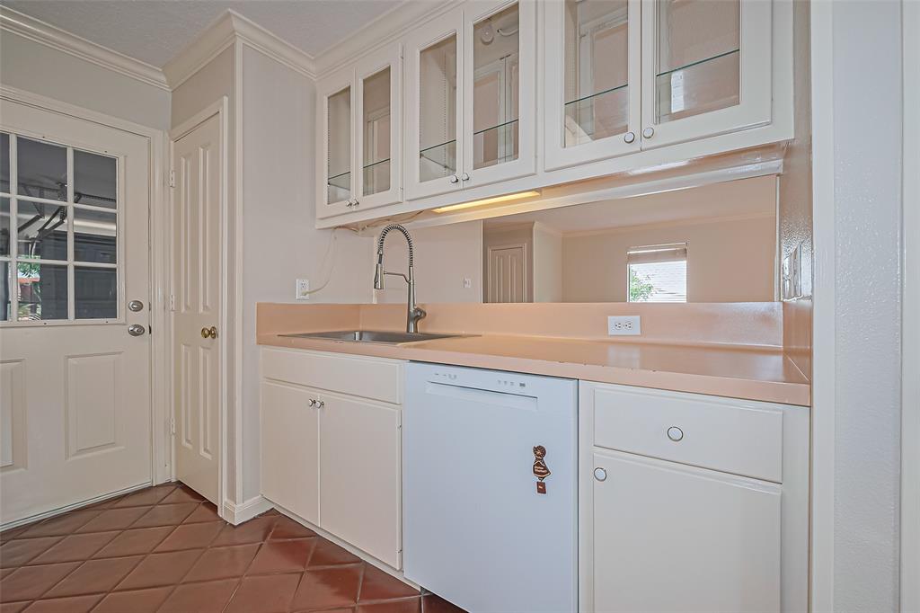 613 4th St, League City, Texas image 13