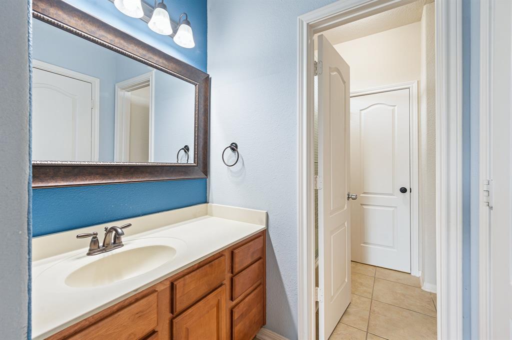 9710 Lansing Meadows Drive, Humble, Texas image 32