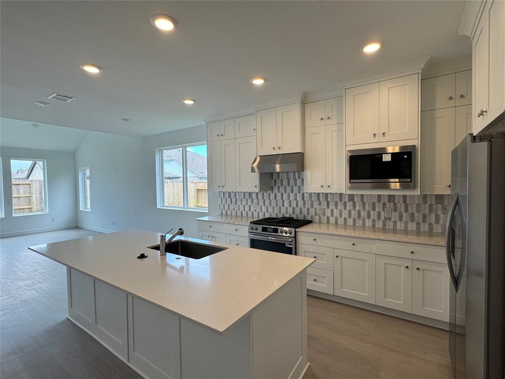 2422 Phantom Quartz Lane