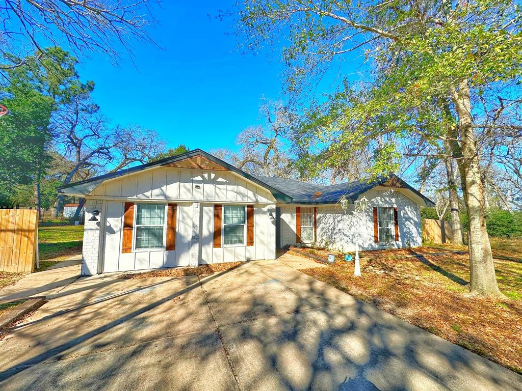 2854 Cr 476, Centerville, Texas image 3