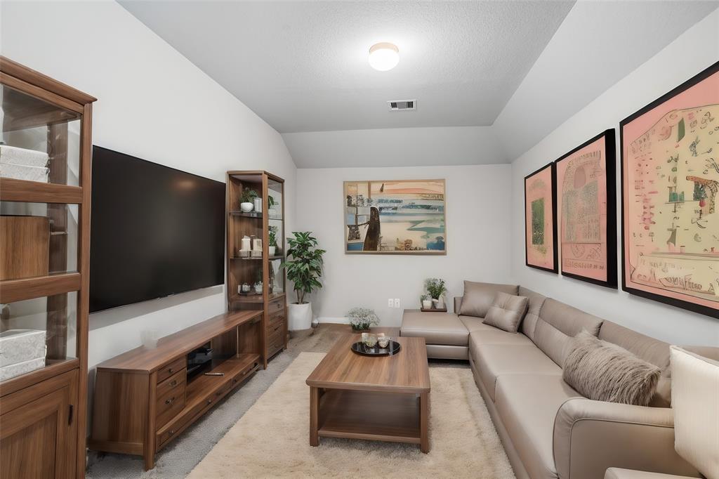 2915 Solitude Pine Lane, Katy, Texas image 11