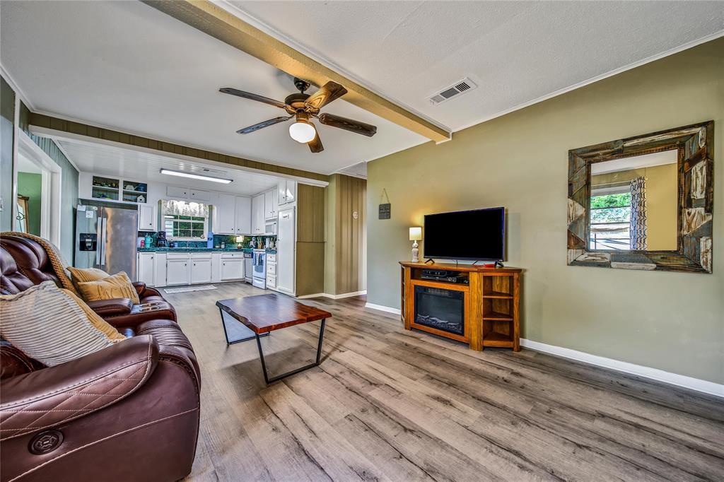 1607 E Pine Lake Circle, Conroe, Texas image 7