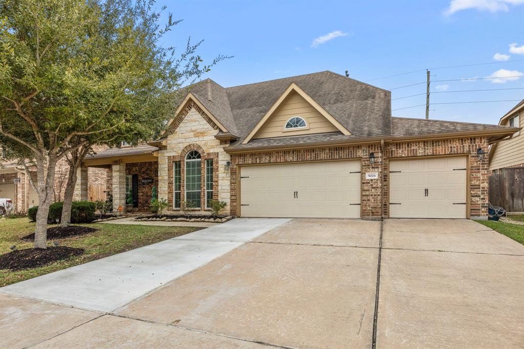 5026 Gold Haven Drive, Richmond, Texas image 2