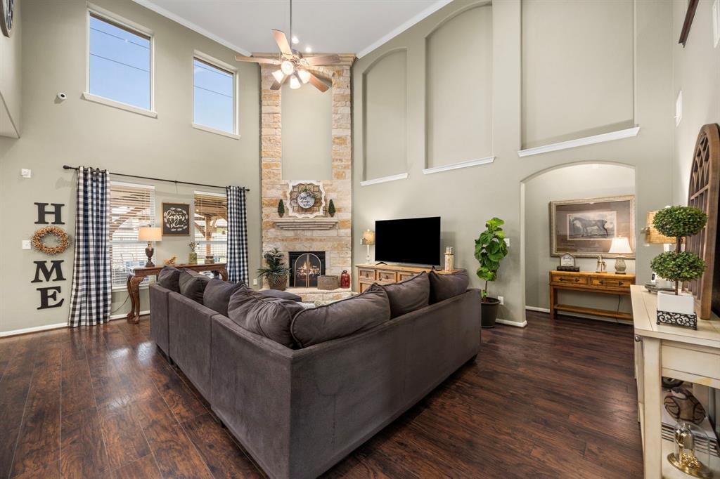 5026 Gold Haven Drive, Richmond, Texas image 13