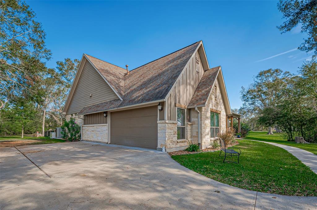 16914 Hamill Drive, Rosharon, Texas image 4