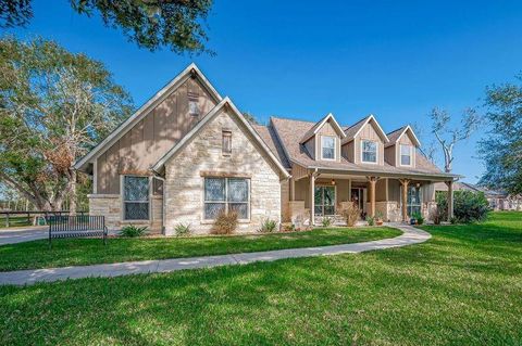 A home in Rosharon