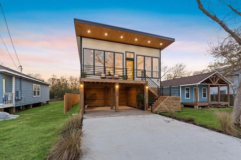 A home in La Porte