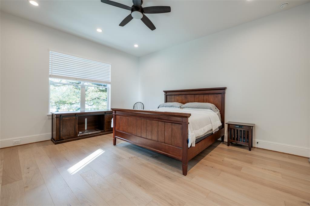 907 W 43rd Street, Houston, Texas image 25