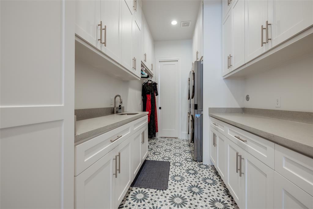 907 W 43rd Street, Houston, Texas image 24