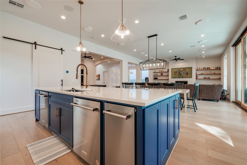 907 W 43rd Street, Houston, Texas image 10
