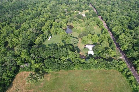 A home in Rosharon