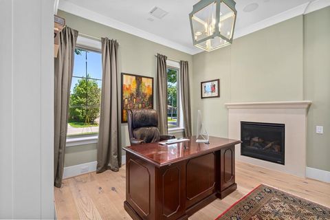 Single Family Residence in Bellaire TX 4625 Cedar Oaks Lane 9.jpg