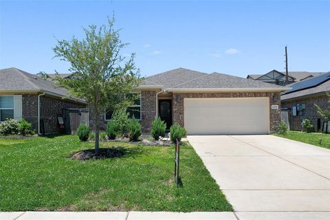 Single Family Residence in Richmond TX 21706 Reserve Ranch Trail.jpg