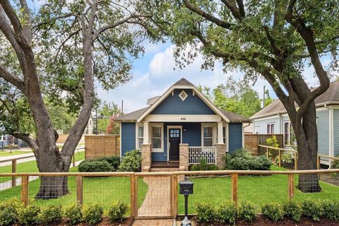 446 Arlington Street Houston TX 77007
