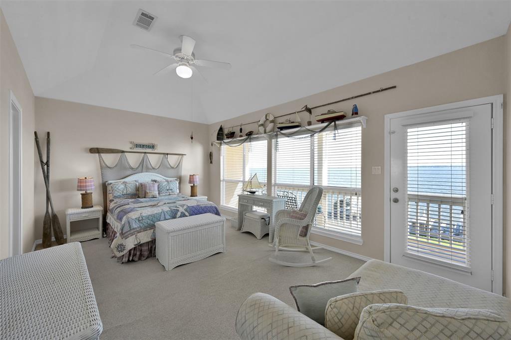 15 Regency Point, Conroe, Texas image 14