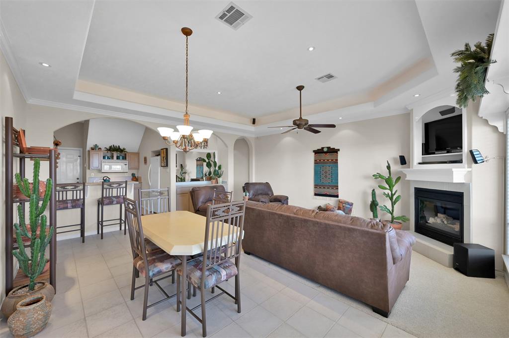 15 Regency Point, Conroe, Texas image 8