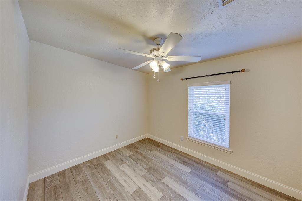 1508 Frontier Lane, Friendswood, Texas image 33