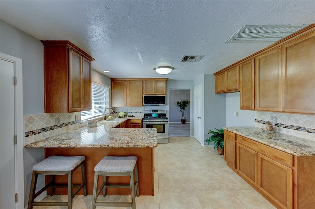 1508 Frontier Lane, Friendswood, Texas image 15
