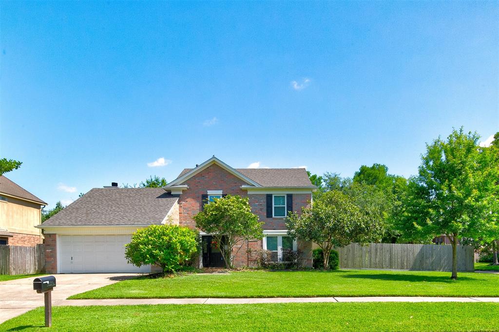 1508 Frontier Lane, Friendswood, Texas image 1