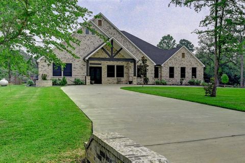 Single Family Residence in Magnolia TX 33410 Walnut Crossing.jpg