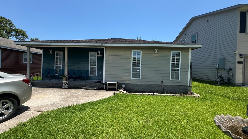 218 N Texas Street, Texas City, Texas image 2