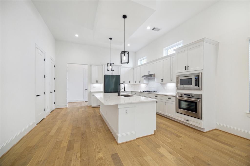 1340 Dian Street, Houston, Texas image 7