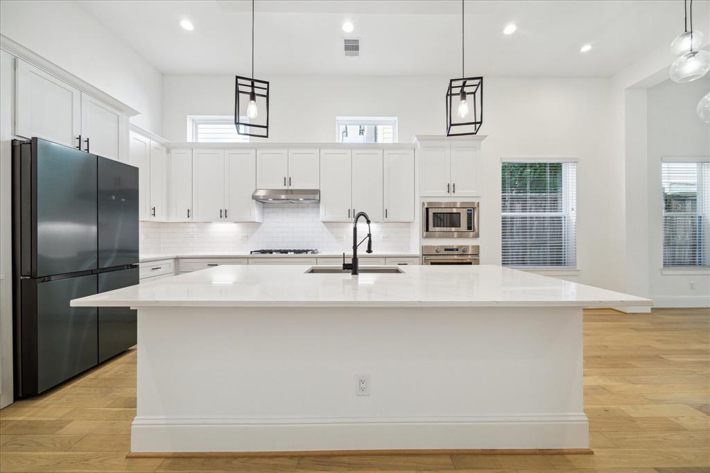 1340 Dian Street, Houston, Texas image 6