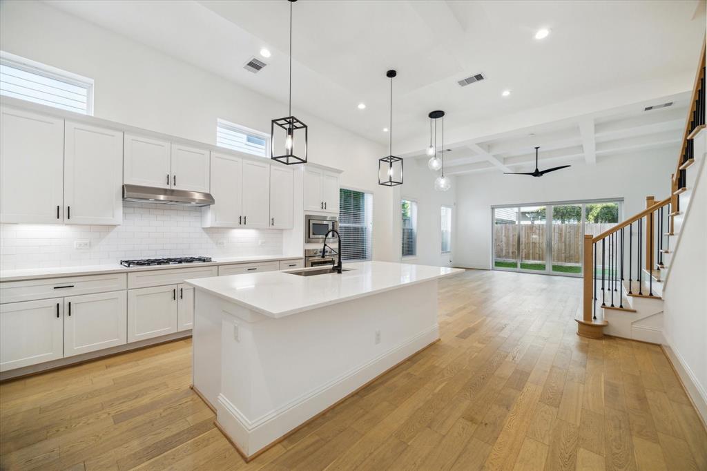 1340 Dian Street, Houston, Texas image 3