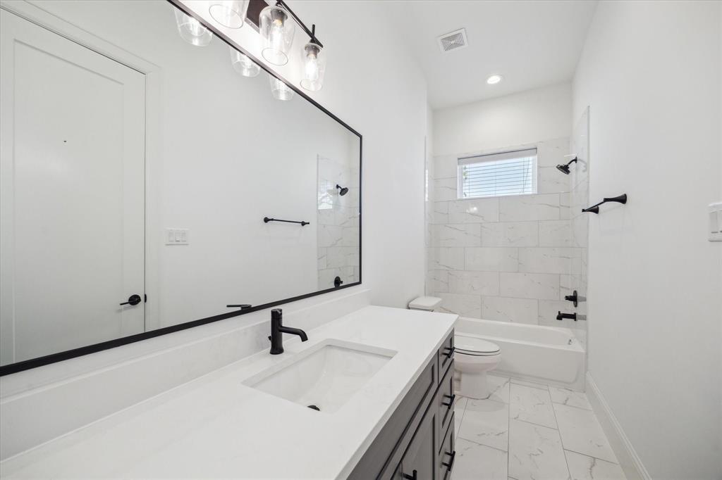 1340 Dian Street, Houston, Texas image 16