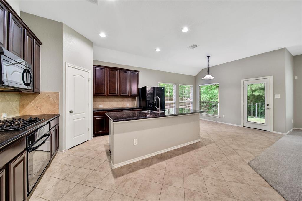 27506 Colin Springs Lane, Spring, Texas image 8