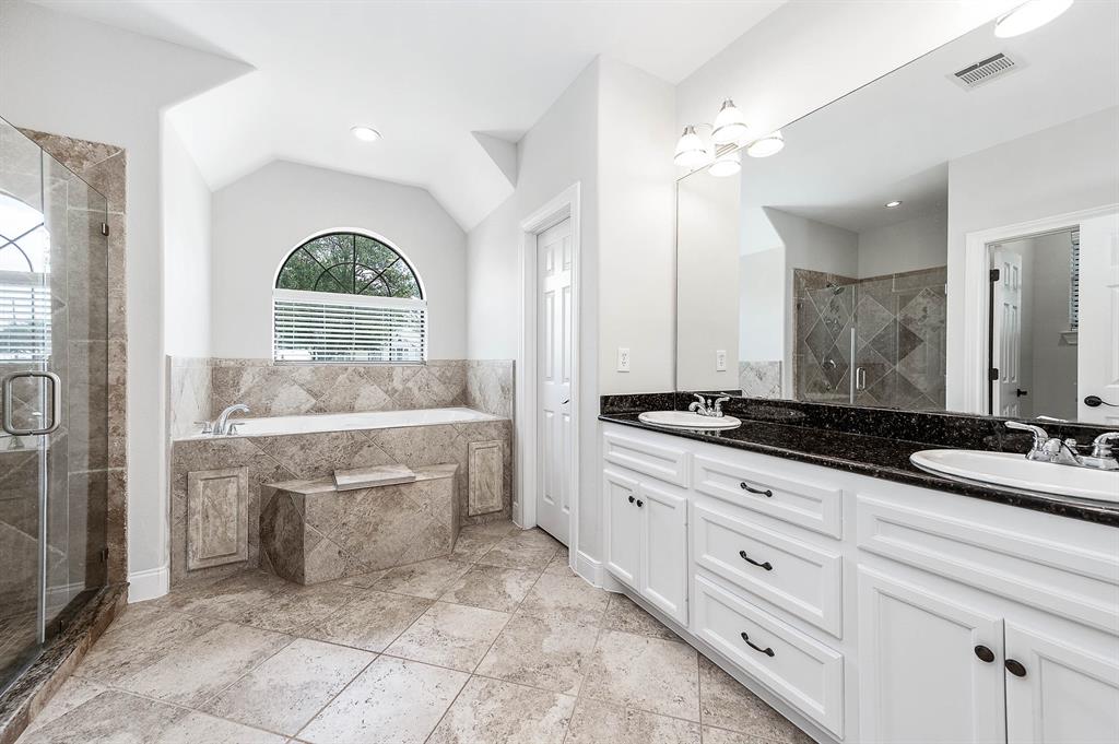 4703 Shadow Grass Drive, Katy, Texas image 34