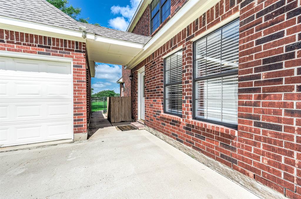 4703 Shadow Grass Drive, Katy, Texas image 4