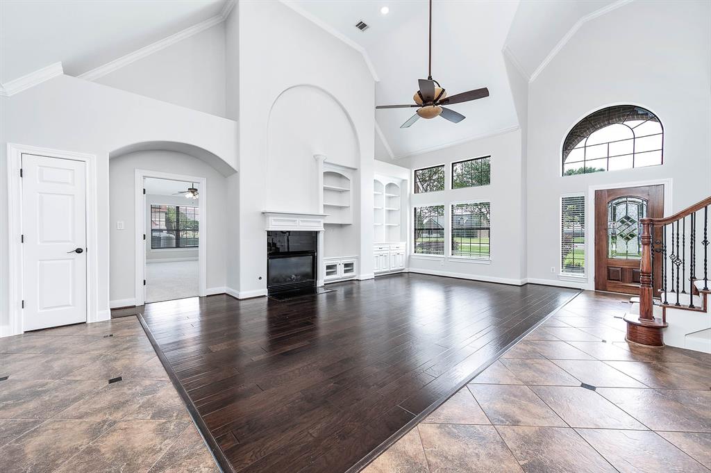 4703 Shadow Grass Drive, Katy, Texas image 27
