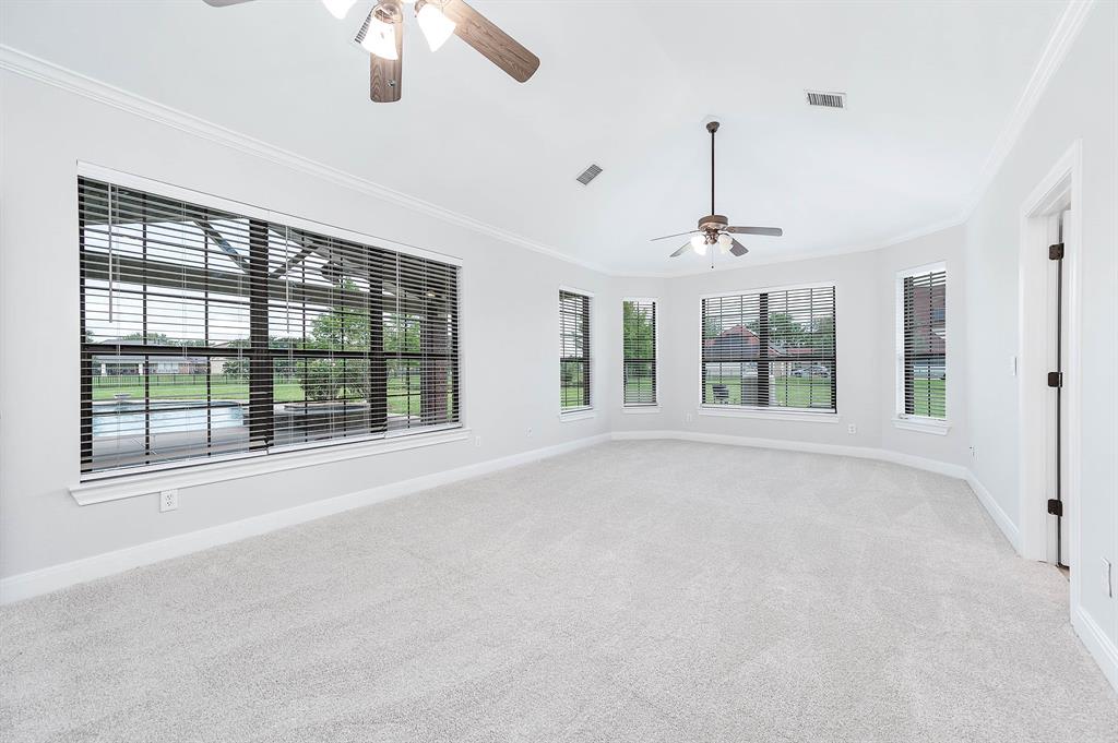 4703 Shadow Grass Drive, Katy, Texas image 33