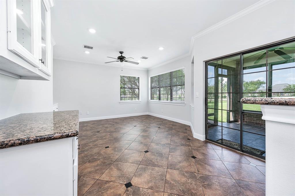 4703 Shadow Grass Drive, Katy, Texas image 37