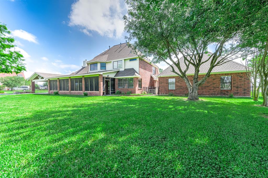 4703 Shadow Grass Drive, Katy, Texas image 6
