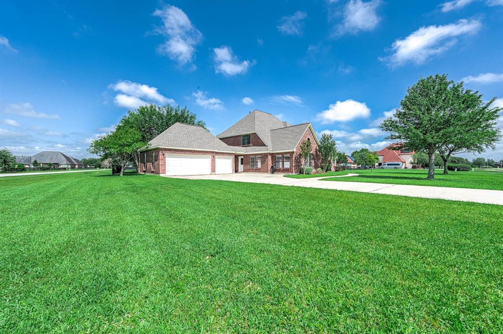 4703 Shadow Grass Drive, Katy, Texas image 3