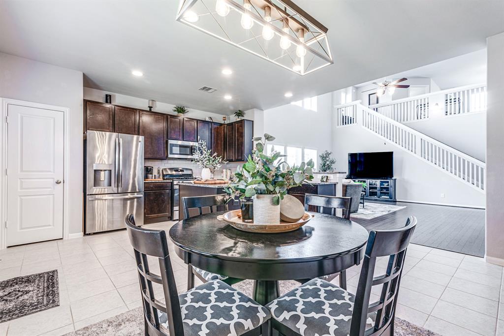1100 Lasso Court, Alvin, Texas image 21