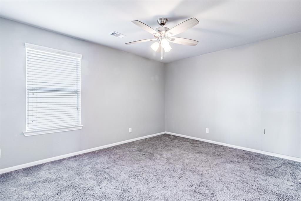 1100 Lasso Court, Alvin, Texas image 35