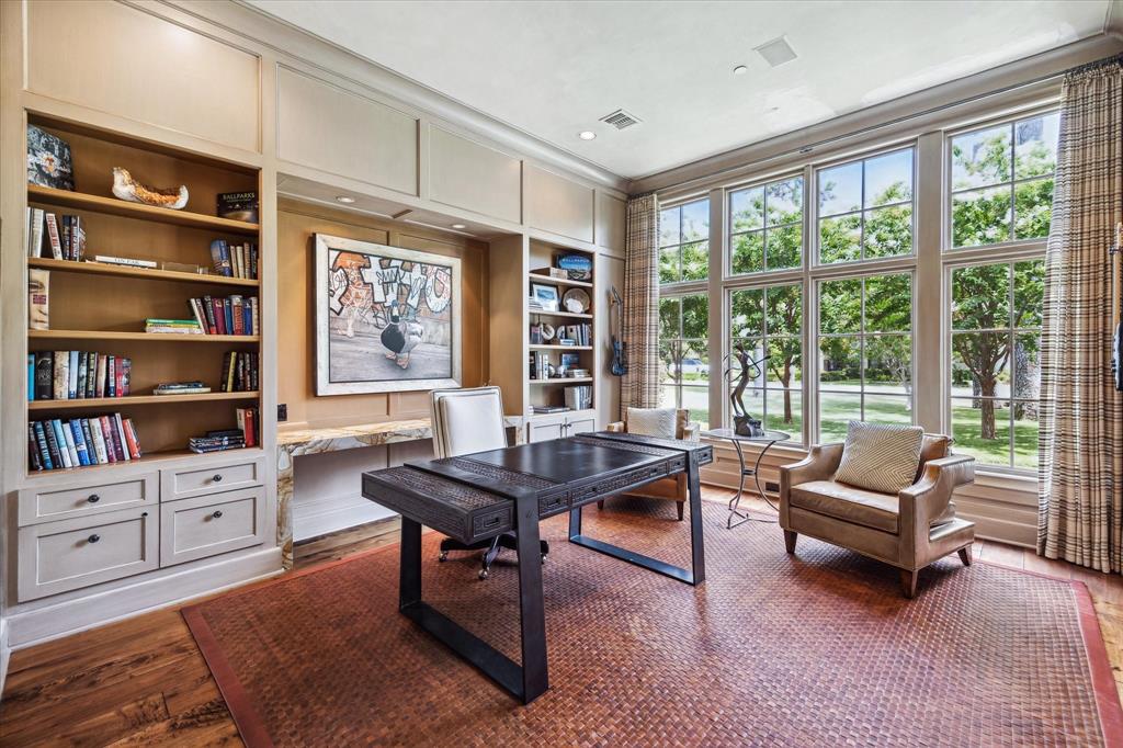 601 Lindenwood Drive