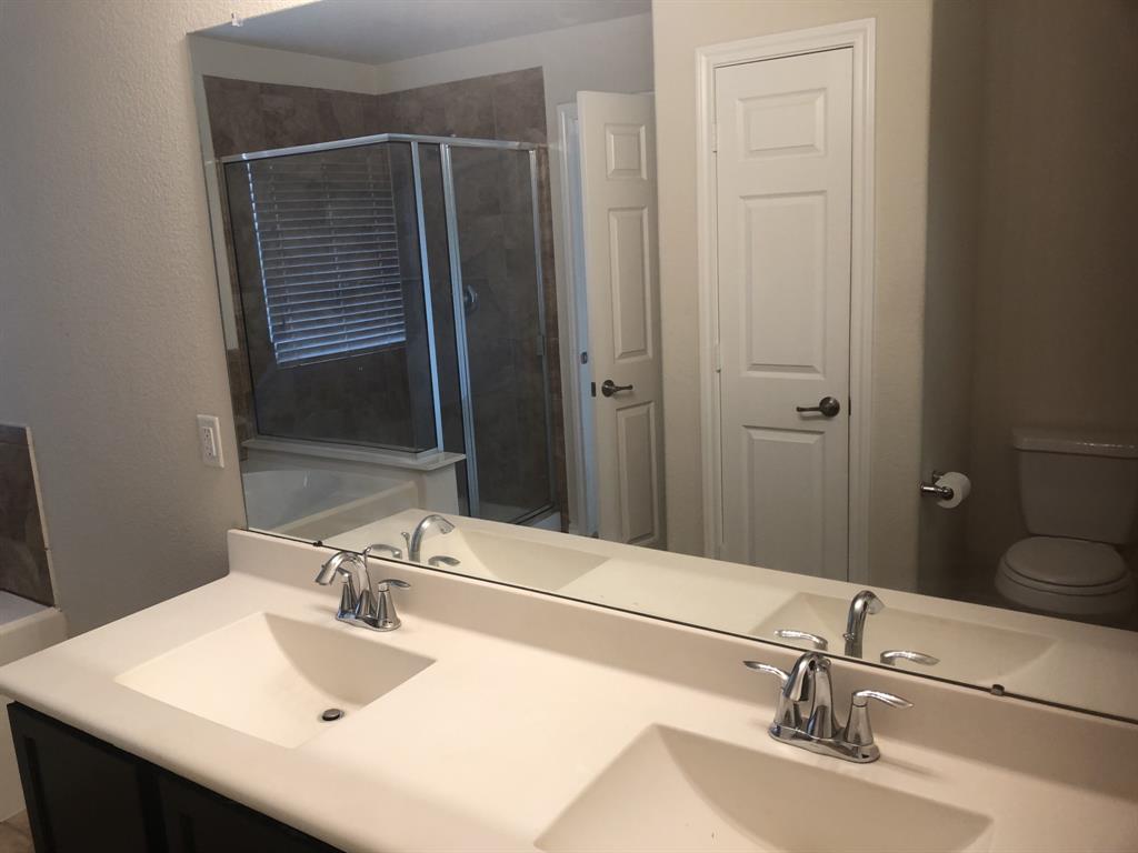 6414 Haywards Crossing South Circle