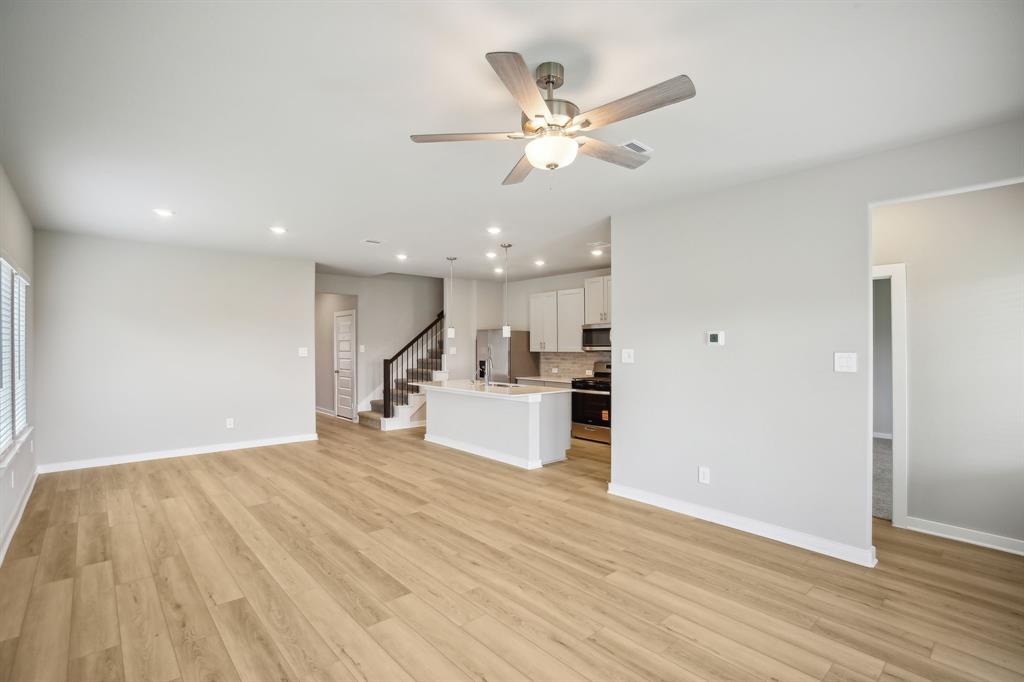 6623 Lenwood Lane, Rosharon, Texas image 10
