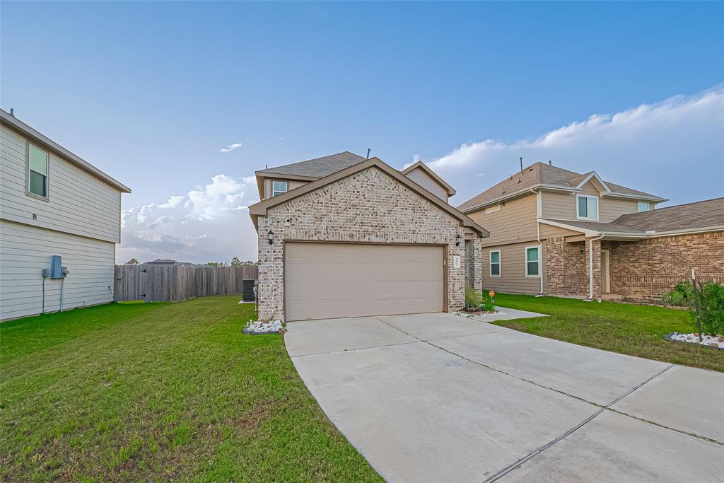 4807 Purple Wisteria Lane, Spring, Texas image 1