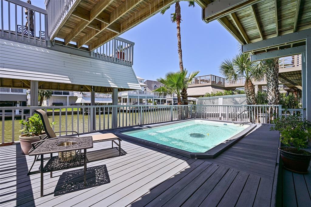3413 Jolly Roger Circle, Galveston, Texas image 35