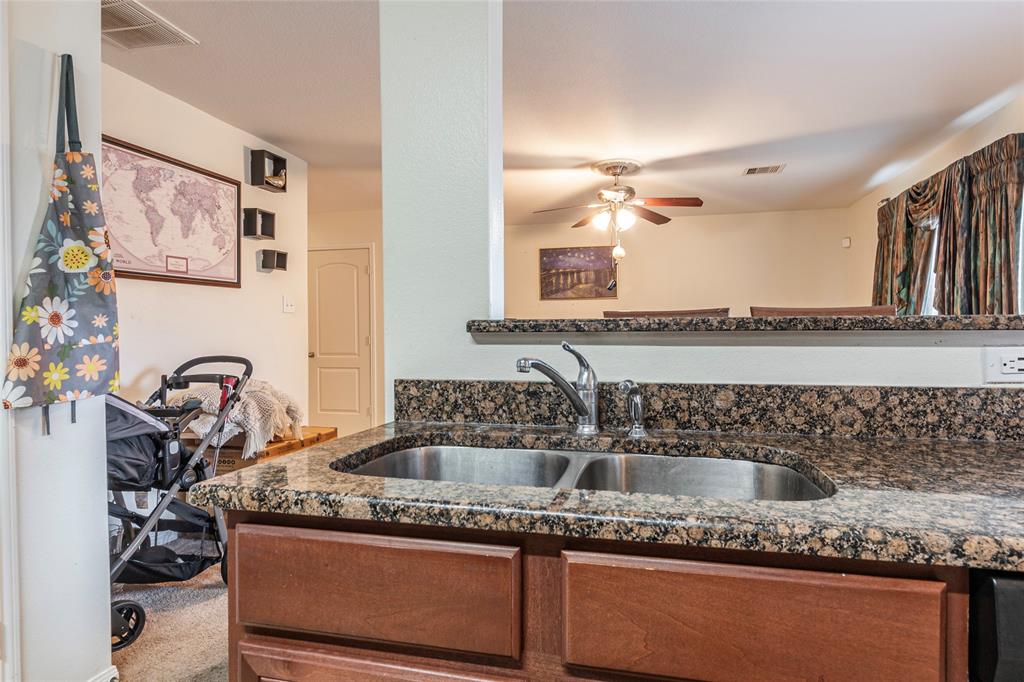 106 Mojave Lane, La Marque, Texas image 15
