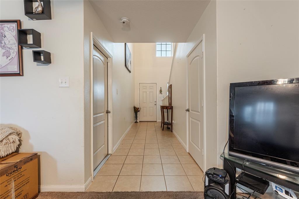 106 Mojave Lane, La Marque, Texas image 2